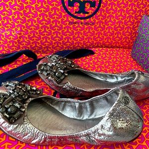 Tory Burch ballet stretchable flats; worn to try on only; size 6 but fits a 5!